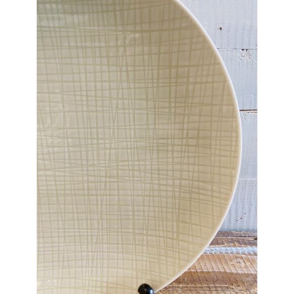 New with Tags Rosenthal Mesh Cream Dinner Plate 10.625" Germany - Picture 2 of 7